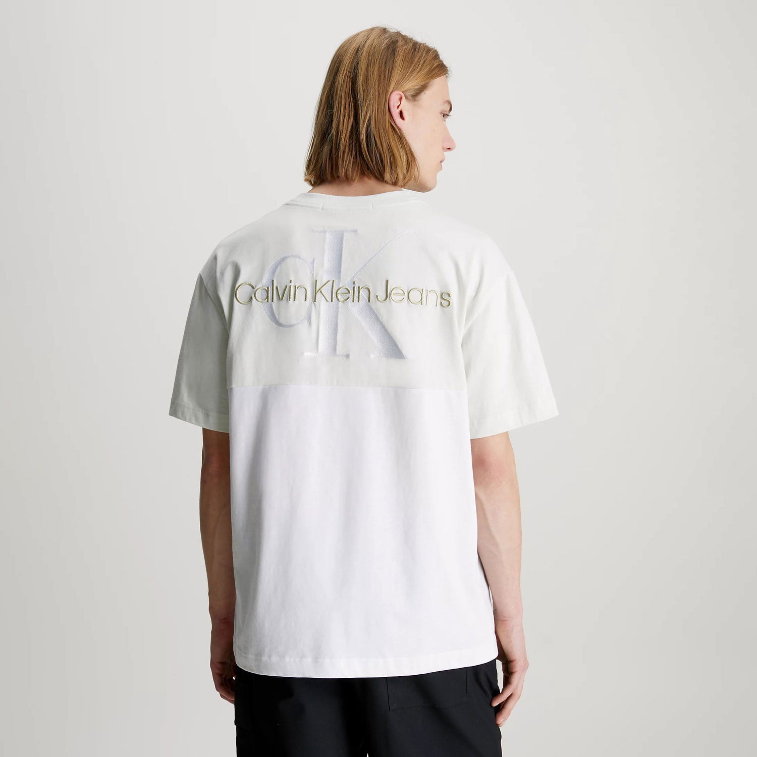 Calvin Klein Colorblock Relaxed Fit Short Sleeve Tee - Bright White/Icicle