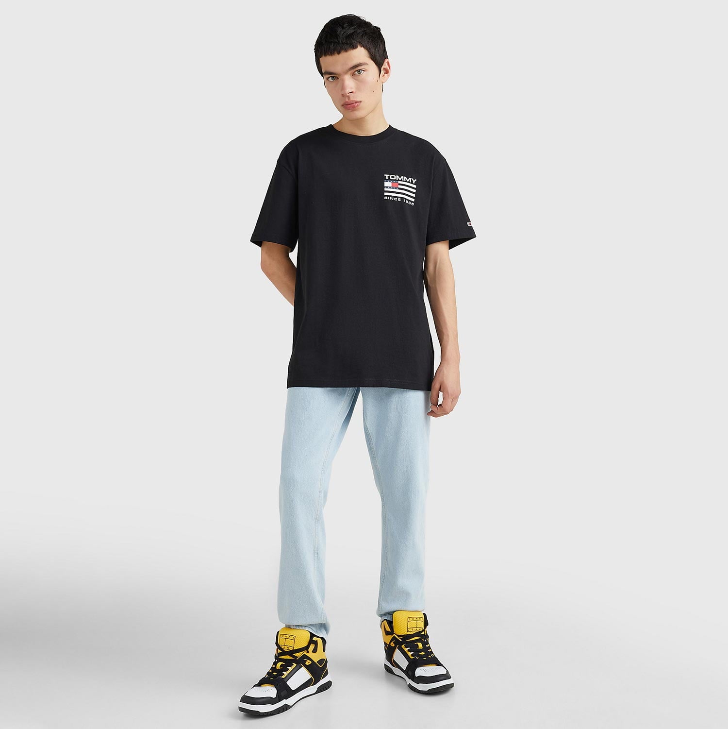 Tommy Jeans Classic Fit Back Logo Tee - Black