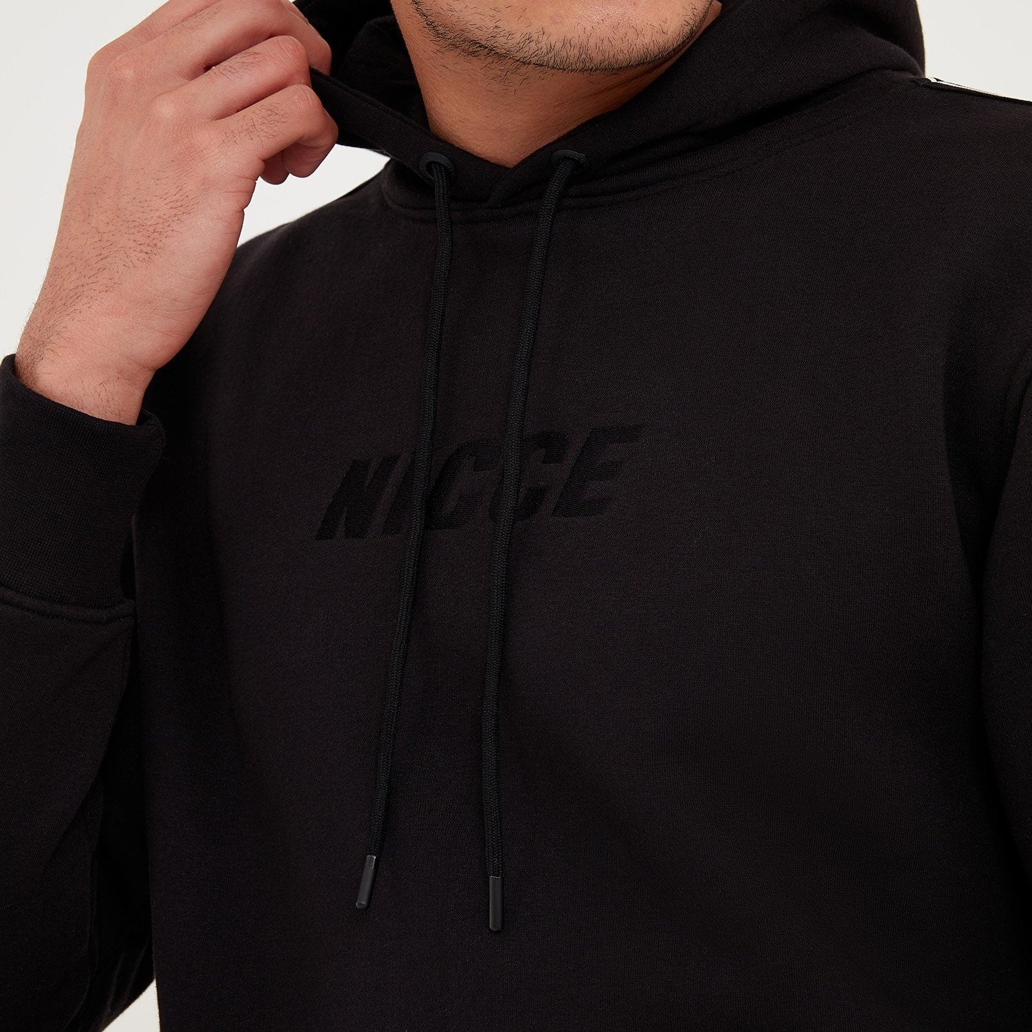 Nicce Mendoza Hood - Black